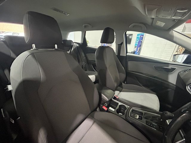 2018 SEAT LEON 1.6 TDI SE Technology ST 5dr Diesel DSG Euro 6 (s/s) (115 ps) - Photo 12