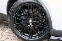 USED 2025 74 PORSCHE MACAN 100kWh 5 DOOR MAXTONBODYKIT PANO 22"s BOSE HTDWHL