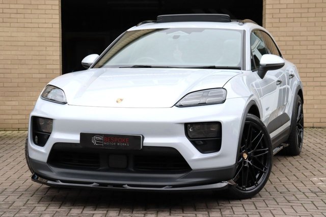 2025 74 Porsche Macan 100kWh 5 DOOR