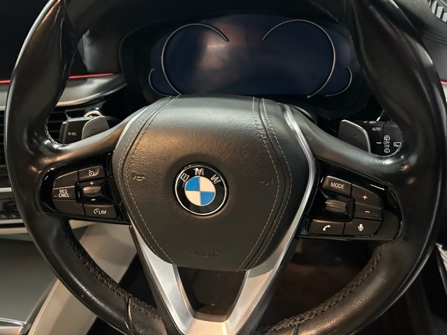 2017 BMW 5 SERIES - Photo 11