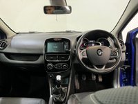 USED 2018 18 RENAULT CLIO 0.9 TCe Signature Nav Hatchback 5dr Petrol Manual Euro 6 (s/s) (90 ps) 2 keys, pan roof, reverse cam, NAV