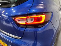 USED 2018 18 RENAULT CLIO 0.9 TCe Signature Nav Hatchback 5dr Petrol Manual Euro 6 (s/s) (90 ps) 2 keys, pan roof, reverse cam, NAV