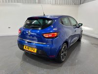 USED 2018 18 RENAULT CLIO 0.9 TCe Signature Nav Hatchback 5dr Petrol Manual Euro 6 (s/s) (90 ps) 2 keys, pan roof, reverse cam, NAV