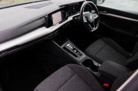USED 2021 21 VOLKSWAGEN GOLF 2.0 TDI Life Hatchback 5dr Diesel DSG Euro 6 (s/s) (115 ps) 