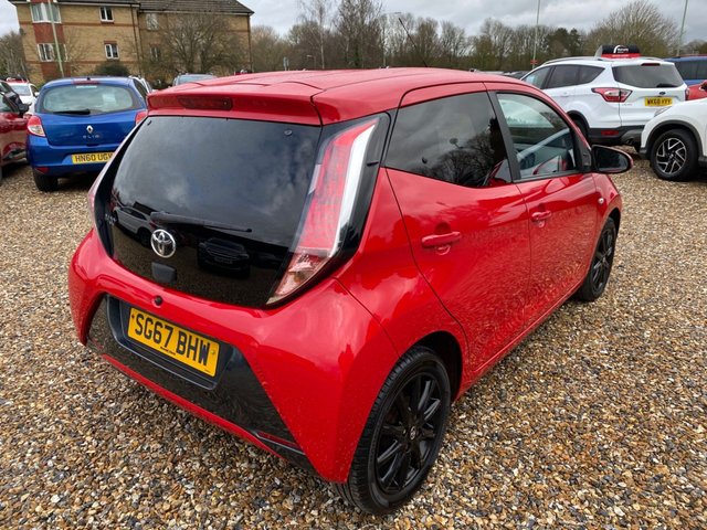 2017 Toyota Aygo 1L X-Style 5dr - Photo 5