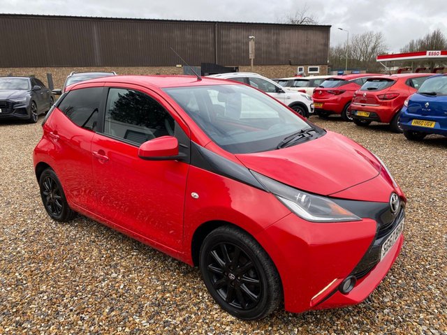 2017 Toyota Aygo 1L X-Style 5dr - Photo 2