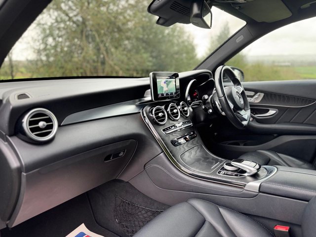 2016 MERCEDES-BENZ GLC 2.1 GLC250d AMG Line (Premium) SUV 5dr Diesel G-Tronic 4MATIC Euro 6 (s/s) (204 ps) - Photo 8