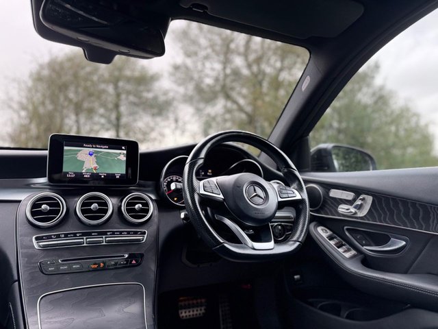 2016 MERCEDES-BENZ GLC 2.1 GLC250d AMG Line (Premium) SUV 5dr Diesel G-Tronic 4MATIC Euro 6 (s/s) (204 ps) - Photo 10