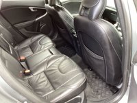 USED 2019 19 VOLVO V40 2.0 T2 R-Design Edition Hatchback 5dr Petrol Manual Euro 6 (s/s) (122 ps) The AA has fully inspected this vehicle