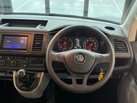 USED 2019 19 VOLKSWAGEN TRANSPORTER SHUTTLE 2.0 TDI SE Minibus Double Cab 5dr Diesel Manual FWD LWB Euro 6 (s/s) (102 ps) 