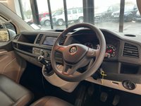 USED 2019 19 VOLKSWAGEN TRANSPORTER SHUTTLE 2.0 TDI SE Minibus Double Cab 5dr Diesel Manual FWD LWB Euro 6 (s/s) (102 ps) 