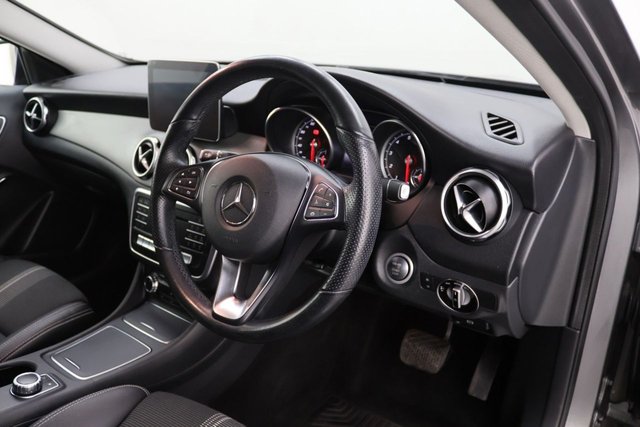 2019 Mercedes-Benz Gla Class 1.6L Urban Edition 5dr - Photo 10