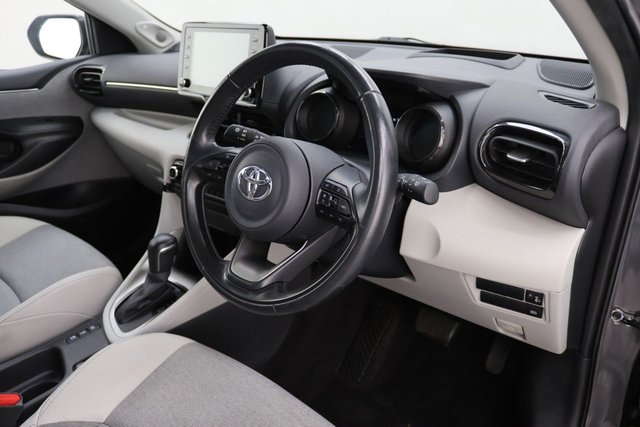 2021 Toyota Yaris 1.5L Excel 5dr - Photo 10