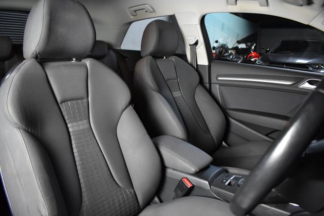 2014 AUDI A3 - Photo 4