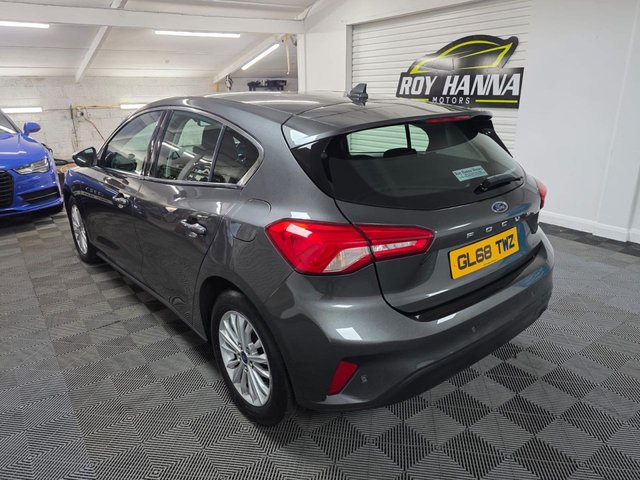 2018 FORD FOCUS 1.5 EcoBlue Titanium Hatchback 5dr Diesel Manual Euro 6 (s/s) (120 ps) - Photo 6