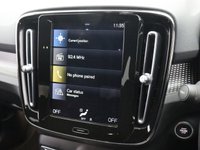 USED 2020 70 VOLVO XC40 2.0 B4 MHEV R-Design SUV 5dr Petrol Hybrid Auto AWD Euro 6 (s/s) (197 ps) 1 OWNER | ACTIVE INFO DISPLAY