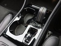 USED 2020 70 VOLVO XC40 2.0 B4 MHEV R-Design SUV 5dr Petrol Hybrid Auto AWD Euro 6 (s/s) (197 ps) 1 OWNER | ACTIVE INFO DISPLAY