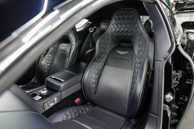 2017 Aston Martin RAPIDE S - Photo 3