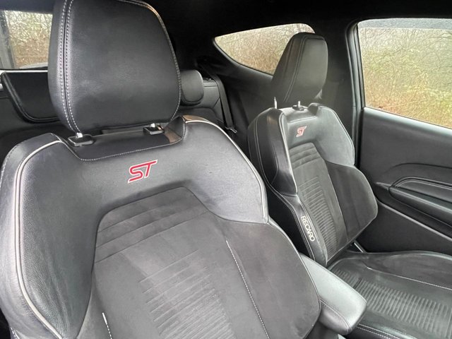 2018 FORD FIESTA - Photo 5