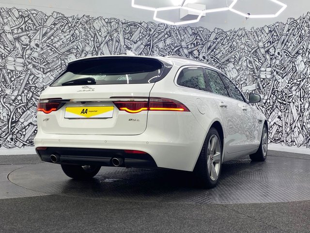 2018 Jaguar Xf 2L Portfolio 5dr - Photo 11