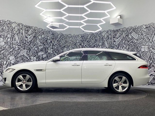 2018 Jaguar Xf 2L Portfolio 5dr - Photo 12
