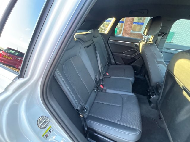 2021 AUDI Q3 - Photo 7