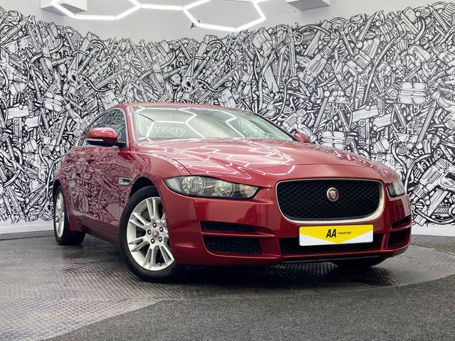 2017 Jaguar Xe 2L Prestige 4dr - Photo 4