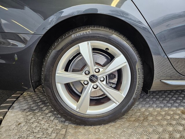 2023 AUDI A4 AVANT - Photo 12