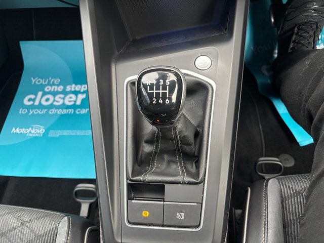 2021 VOLKSWAGEN GOLF - Photo 9