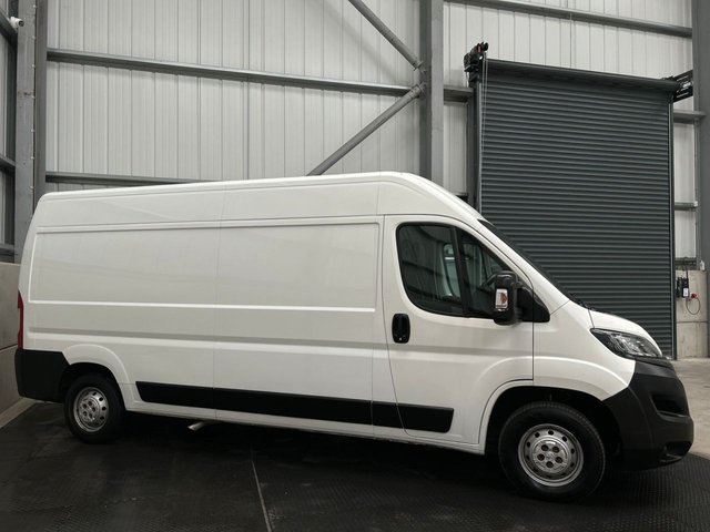 View our PEUGEOT BOXER