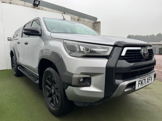2021 TOYOTA HI-LUX - Photo 8