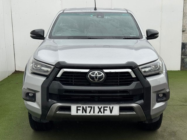 2021 TOYOTA HI-LUX - Photo 6