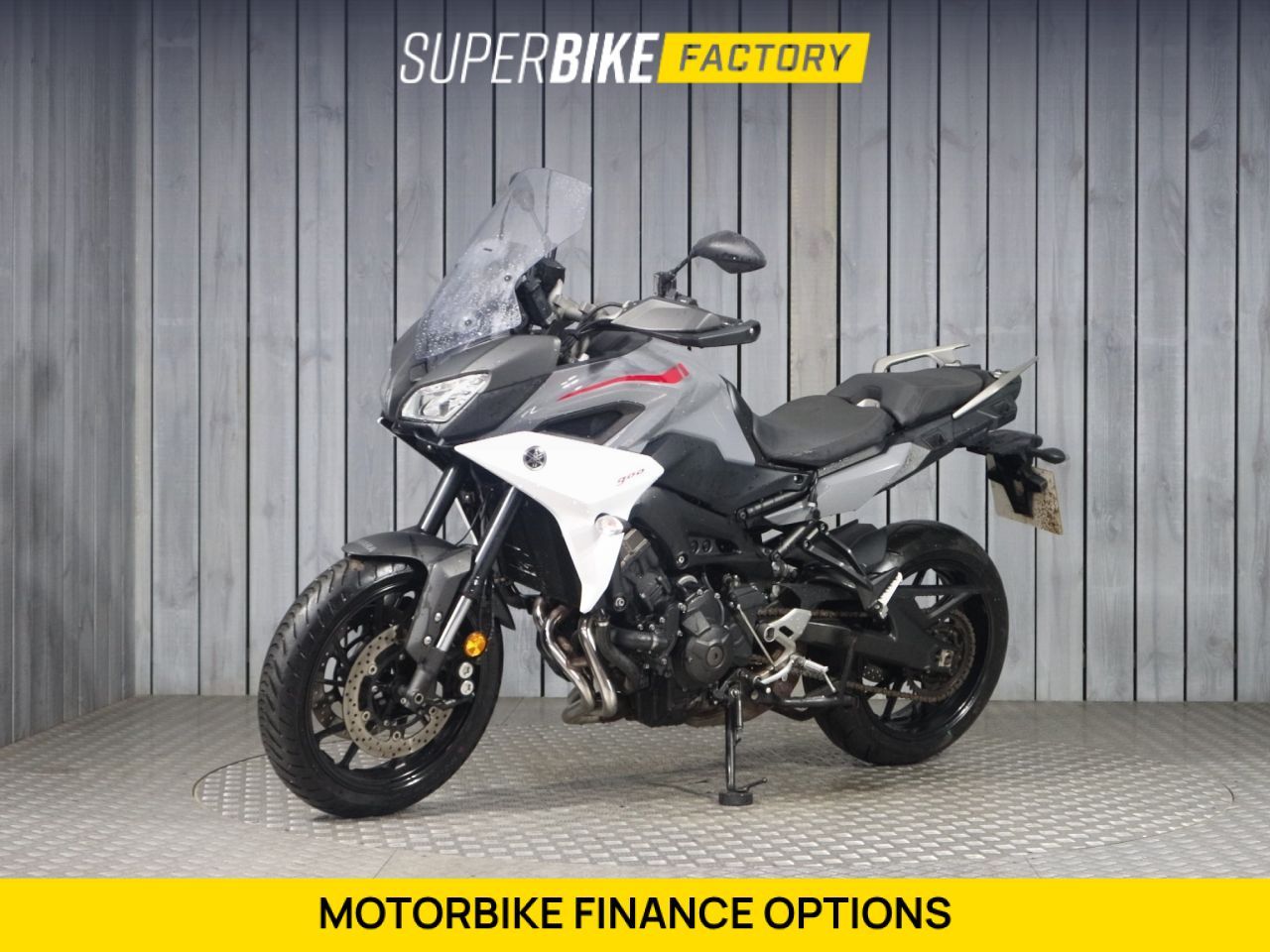 YAMAHA TRACER 900