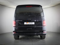 USED 2022 22 VOLKSWAGEN TRANSPORTER SHUTTLE 2.0 TDI S Minibus Double Cab 5dr Diesel Manual SWB Euro 6 (s/s) (110 ps) *8 SEATS*STYLING PACK*LOW MILES*