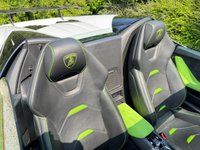 USED 2016 16 LAMBORGHINI HURACAN 5.2 V10 LP 610-4 Spyder 2dr Petrol LDF 4WD Euro 6 (s/s) (610 ps) CARBON SPOILER, LIFT KIT