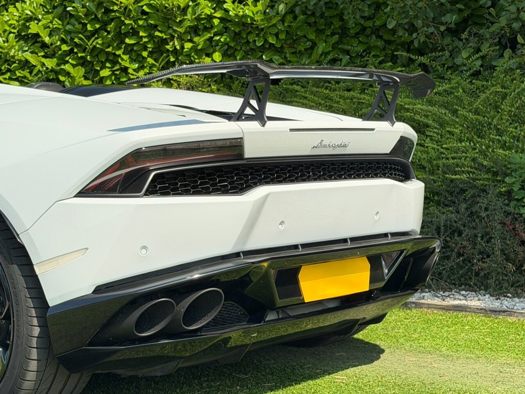 USED 2016 16 LAMBORGHINI HURACAN 5.2 V10 LP 610-4 Spyder 2dr Petrol LDF 4WD Euro 6 (s/s) (610 ps) CARBON SPOILER, LIFT KIT