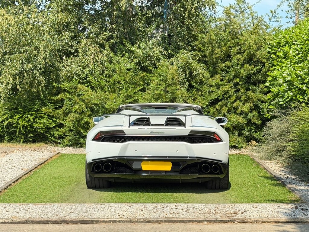 USED 2016 16 LAMBORGHINI HURACAN 5.2 V10 LP 610-4 Spyder 2dr Petrol LDF 4WD Euro 6 (s/s) (610 ps) CARBON SPOILER, LIFT KIT