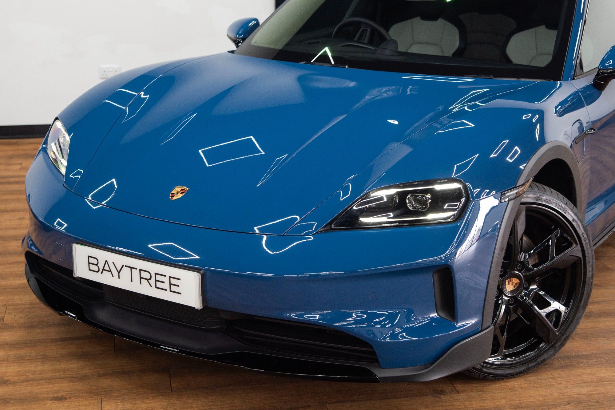USED 2025 W PORSCHE TAYCAN Performance Plus 4 Cross Turismo 