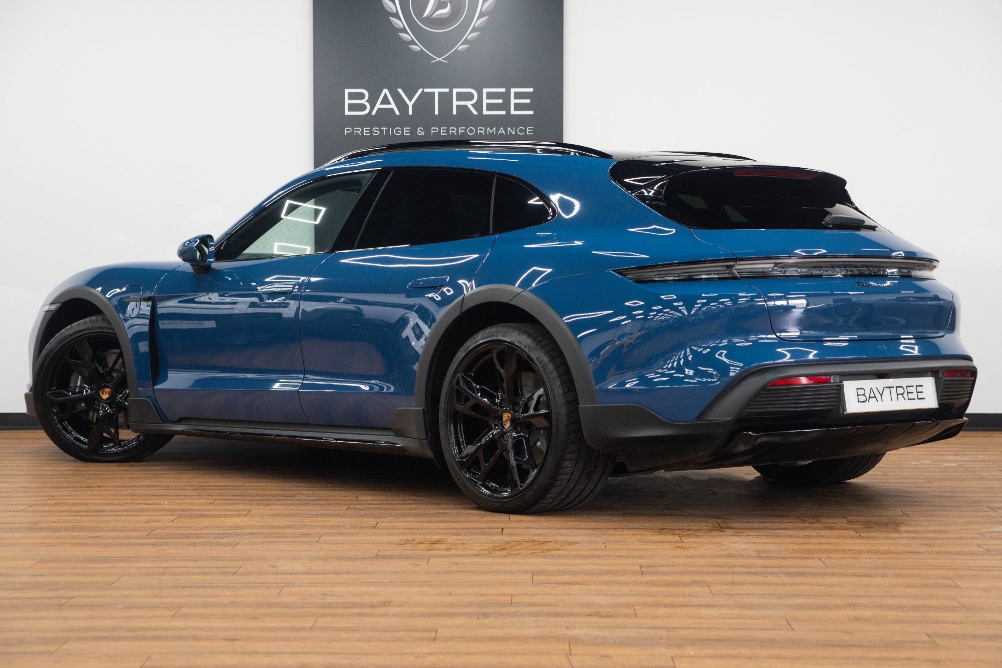 USED 2025 W PORSCHE TAYCAN Performance Plus 4 Cross Turismo 
