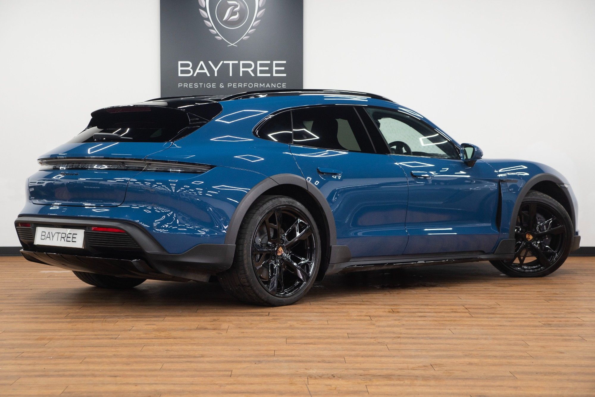 USED 2025 W PORSCHE TAYCAN Performance Plus 4 Cross Turismo 
