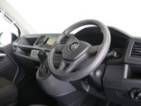 USED 2019 19 VOLKSWAGEN TRANSPORTER SHUTTLE 2.0 TDI SE Minibus Double Cab 5dr Diesel DSG FWD LWB Euro 6 (s/s) (150 ps) **8 SEATER DIESEL AUTOMATIC LWB*