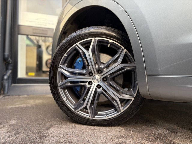 View our MASERATI LEVANTE