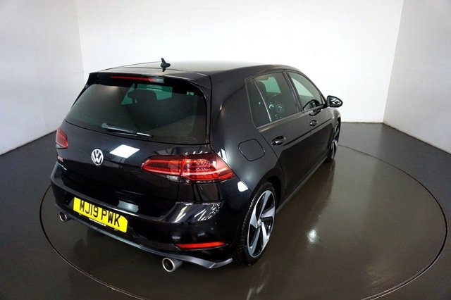 2019 VOLKSWAGEN GOLF 2.0 TSI GPF GTI Performance Hatchback 5dr Petrol DSG Euro 6 (s/s) (245 ps) 1 FORMER KEEPER -FINISHED IN DEEP BLACK-HEATED SEATS-DUAL CLIMATE CONTROL-ADAPTIVE CRUISE CONTROL-MFSW-SATNAV-DAB RADIO-BLUETOOTH-REVERSE CAMERA-APPLE CAR PLAY-DIGITAL DASH-18" ALLOY WHEELS-ELECTRIC FOLDING MIRRORS - Photo 9