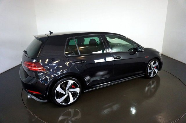 2019 VOLKSWAGEN GOLF 2.0 TSI GPF GTI Performance Hatchback 5dr Petrol DSG Euro 6 (s/s) (245 ps) 1 FORMER KEEPER -FINISHED IN DEEP BLACK-HEATED SEATS-DUAL CLIMATE CONTROL-ADAPTIVE CRUISE CONTROL-MFSW-SATNAV-DAB RADIO-BLUETOOTH-REVERSE CAMERA-APPLE CAR PLAY-DIGITAL DASH-18" ALLOY WHEELS-ELECTRIC FOLDING MIRRORS - Photo 10