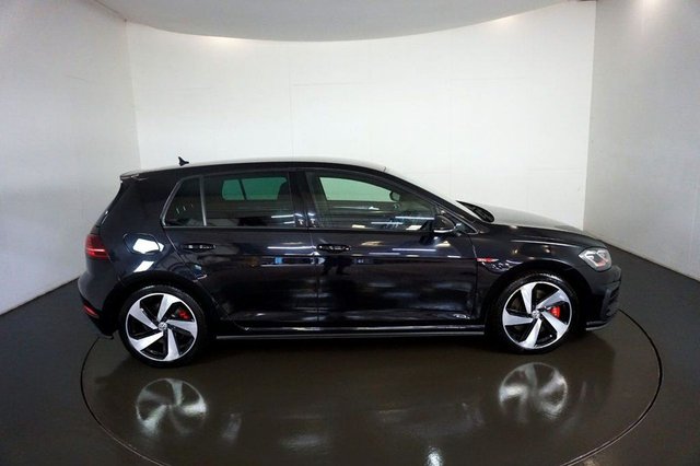 2019 VOLKSWAGEN GOLF 2.0 TSI GPF GTI Performance Hatchback 5dr Petrol DSG Euro 6 (s/s) (245 ps) 1 FORMER KEEPER -FINISHED IN DEEP BLACK-HEATED SEATS-DUAL CLIMATE CONTROL-ADAPTIVE CRUISE CONTROL-MFSW-SATNAV-DAB RADIO-BLUETOOTH-REVERSE CAMERA-APPLE CAR PLAY-DIGITAL DASH-18" ALLOY WHEELS-ELECTRIC FOLDING MIRRORS - Photo 11