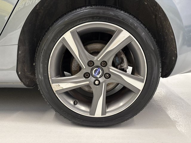 2015 Volvo V40 2L R-Design 5dr - Photo 10