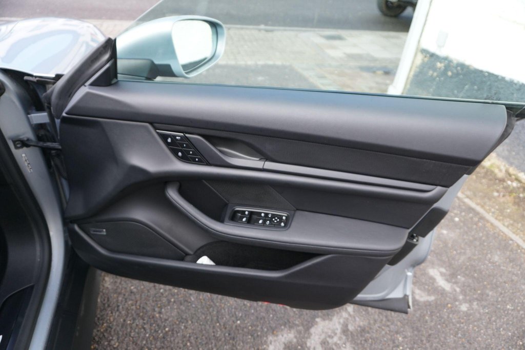 USED 2024 74 PORSCHE TAYCAN Performance 79.2kWh 4S Sport Turismo Auto 4WD 5dr (11kW Charger) JUST ARRIVED!!!