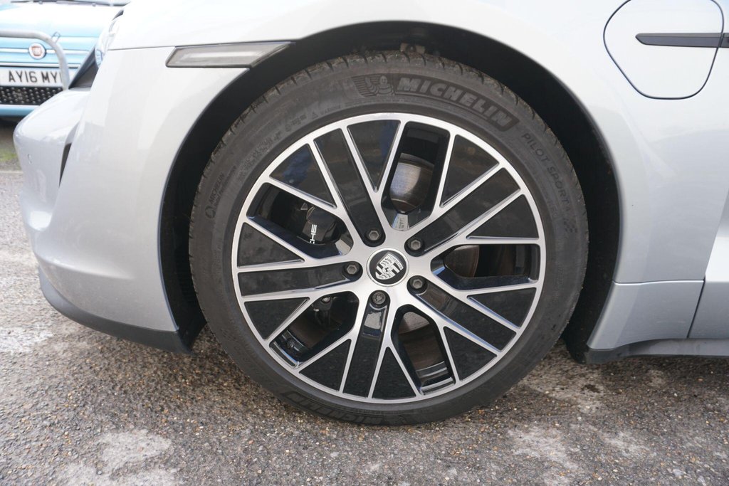 USED 2024 74 PORSCHE TAYCAN Performance 79.2kWh 4S Sport Turismo Auto 4WD 5dr (11kW Charger) JUST ARRIVED!!!