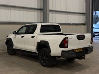 USED 2021 71 TOYOTA HI-LUX 2.8 D-4D 204PS 4WD AUTO INVINCIBLE X DOUBLE CAB PICK UP - NO VAT 