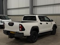 USED 2021 71 TOYOTA HI-LUX 2.8 D-4D 204PS 4WD AUTO INVINCIBLE X DOUBLE CAB PICK UP - NO VAT 